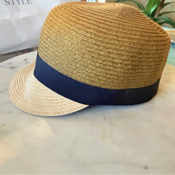 Vintage Two-Tone Straw Hat with Black Ribbon - Picture 4 of 14